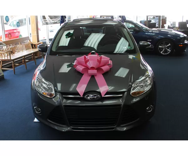 22-inch pink magnetic car bow with two matching tails